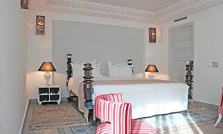 Riad Le Perroquet Bleu