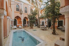 Riad Le Perroquet Bleu