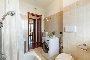 Suitelowcost - Limbiate Studio