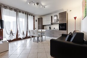 Suitelowcost - Limbiate Studio