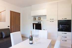 Suitelowcost - Limbiate Studio