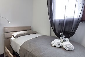 Suitelowcost - Limbiate Studio