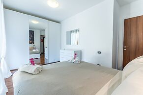 Suitelowcost - Limbiate Studio