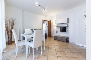 Suitelowcost - Limbiate Studio