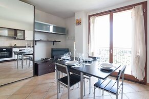 Suitelowcost - Limbiate Studio