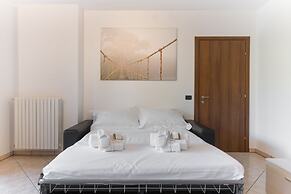 Suitelowcost - Limbiate Studio