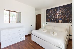 Suitelowcost - Limbiate Studio