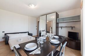 Suitelowcost - Limbiate Studio