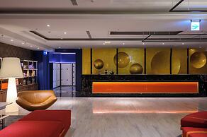 Olah Poshtel Taichung Wenxin