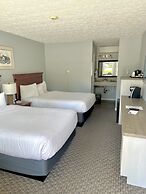 Empire Lakeshore Inn