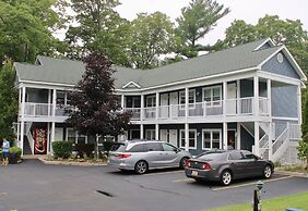 Empire Lakeshore Inn