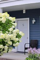 Empire Lakeshore Inn