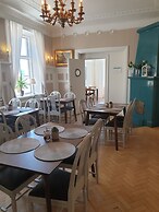 Hamnhotellet Kronan