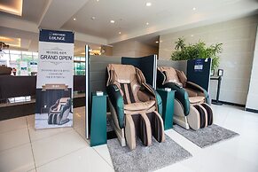 The Four Graces Resort