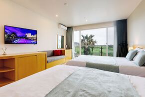 The Four Graces Resort