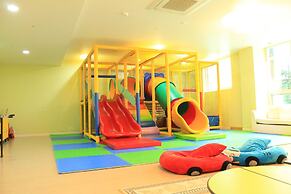 The Four Graces Resort