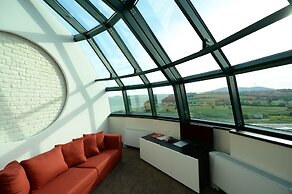 Hotel Hedonic