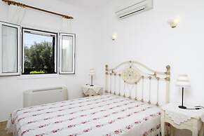 Saint Thomas Village