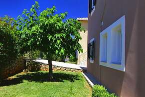 Saint Thomas Village