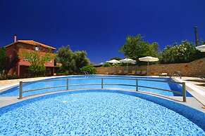 Saint Thomas Village