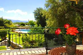 Saint Thomas Village