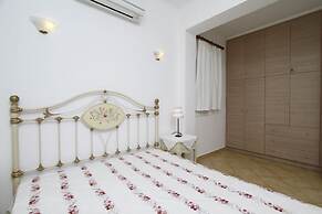 Saint Thomas Village