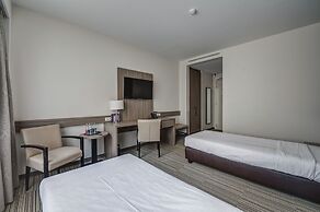 Mezzo Hotel & Business