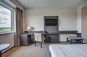 Mezzo Hotel & Business