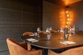 Mezzo Hotel & Business