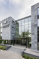 Mezzo Hotel & Business