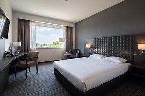 Mezzo Hotel & Business