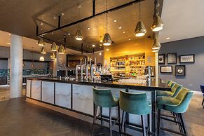 Crowne Plaza Aberdeen Airport by IHG