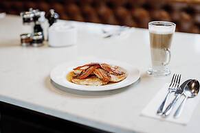 Crowne Plaza Aberdeen Airport by IHG