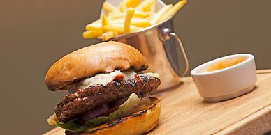 Crowne Plaza Aberdeen Airport by IHG