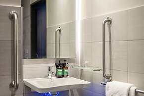 Crowne Plaza Aberdeen Airport by IHG