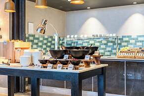 Crowne Plaza Aberdeen Airport by IHG