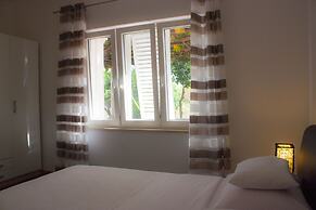 Green Park Apartments