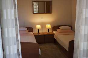 Green Park Apartments