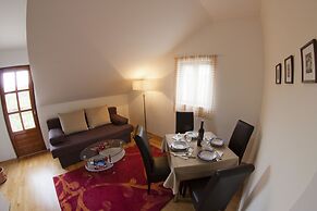 Green Park Apartments