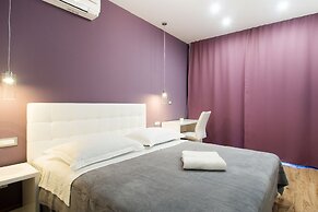 Beachfront Villa Mediteran