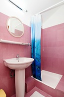 Beachfront Villa Mediteran