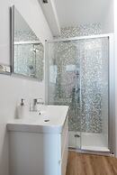 Beachfront Villa Mediteran