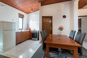 Beachfront Villa Mediteran