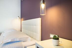 Beachfront Villa Mediteran