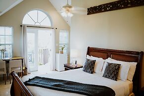 Shangri-La Boutique Bed & Breakfast