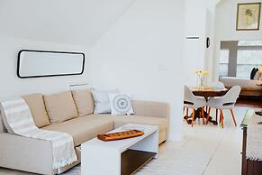 Shangri-La Boutique Bed & Breakfast