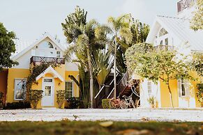 Shangri-La Boutique Bed & Breakfast