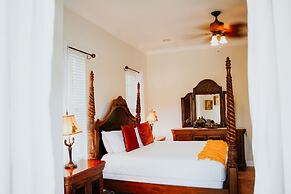 Shangri-La Boutique Bed & Breakfast