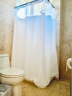 Manati World Point Inn