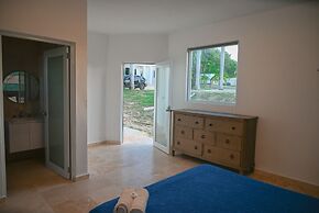 Manati World Point Inn